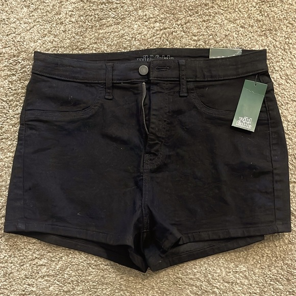NWT black denim high rise shorts - Picture 2 of 5